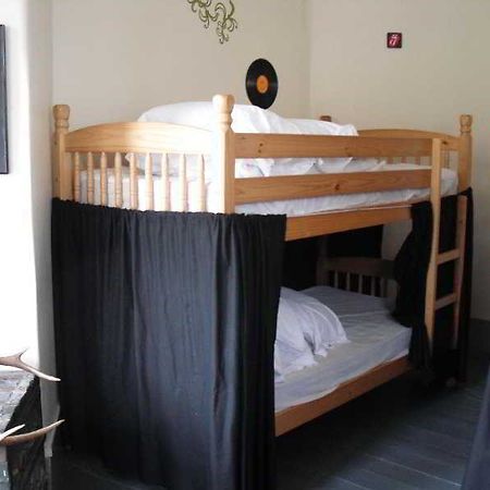 Art Roch Hostel 爱丁堡 外观 照片